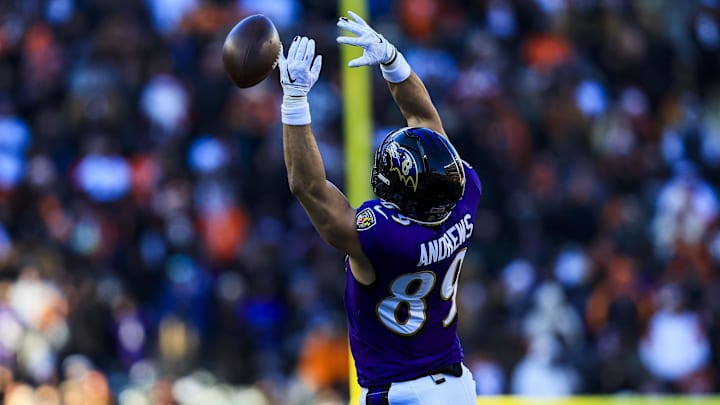 Dec 14, 2025; Cincinnati, Ohio, USA; Baltimore Ravens tight end Mark Andrews (89) attempts to catch a pass against the Cincinnati Bengals in the first half at Paycor Stadium. Mandatory Credit: Katie Stratman-Imagn Images
