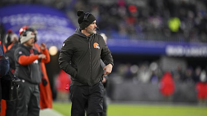 Jan 4, 2025; Baltimore, Maryland, USA; Cleveland Browns head coach Kevin Stefanski looks on during the second quarter against the Baltimore Ravens at M&T Bank Stadium. Mandatory Credit: Tommy Gilligan-Imagn Images Jan 4, 2025; Baltimore, Maryland, USA; Cleveland Browns head coach Kevin Stefanski looks on during the second quarter against the Baltimore Ravens at M&T Bank Stadium. Mandatory Credit: Tommy Gilligan-Imagn Images
