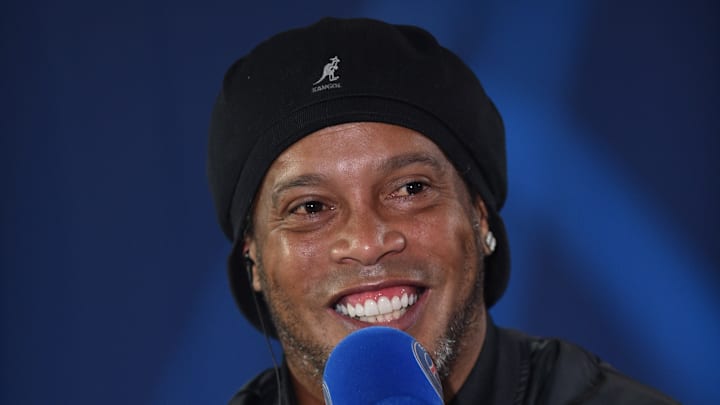 Ronaldinho est revenu sur l'arrivée de Leo Messi au PSG Ronaldinho est revenu sur l'arrivée de Leo Messi au PSG