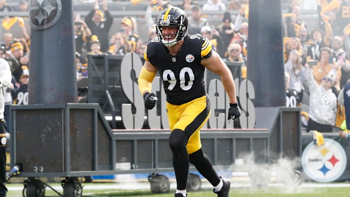 Nov 17, 2024; Pittsburgh, Pennsylvania, USA;  Pittsburgh Steelers linebacker T.J. Watt (90) reacts as he take the field against the Baltimore Ravens at Acrisure Stadium. Mandatory Credit: Charles LeClaire-Imagn Images