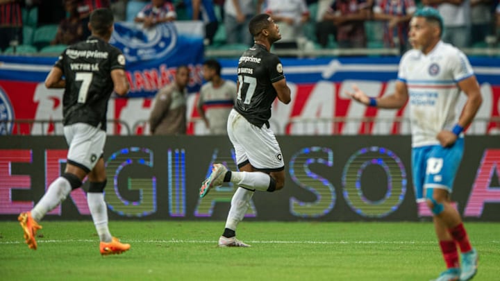 Jr Santos abriu o placar e foi um dos melhores em campo