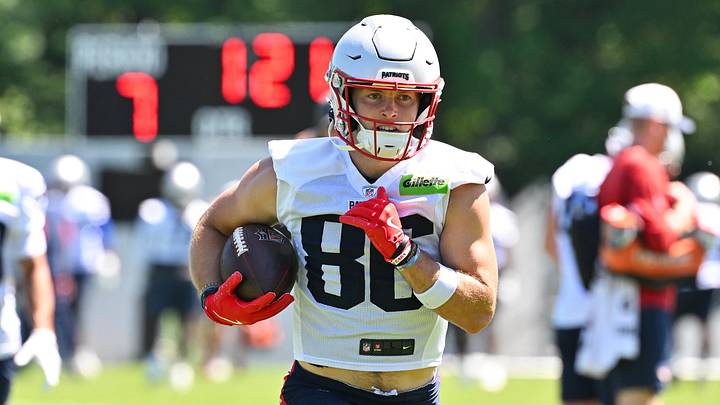 Jun 9, 2026; Foxborough, MA, USA; New England Patriots wide receiver Efton Chism III (86) runs with the ball at minicamp at Gillette Stadium. Mandatory Credit: Eric Canha-Imagn Images Jun 9, 2026; Foxborough, MA, USA; New England Patriots wide receiver Efton Chism III (86) runs with the ball at minicamp at Gillette Stadium. Mandatory Credit: Eric Canha-Imagn Images