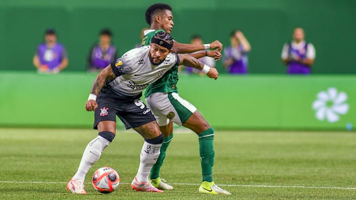 Memphis e Estêvão voltam após defenderem suas respectivas seleções na última Data FIFA