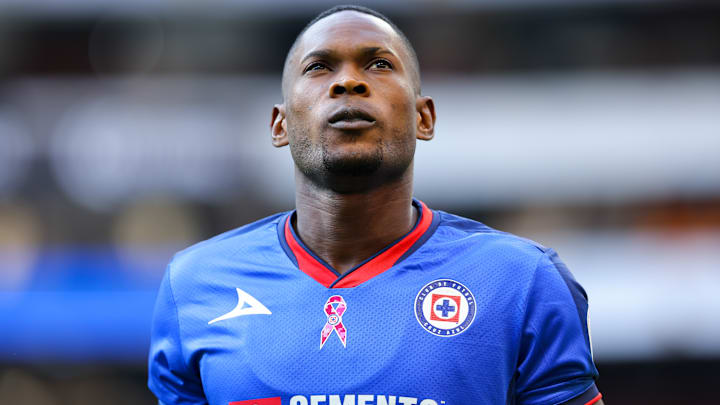 De recibir una tarjeta amarilla frente a Juárez, el colombiano Diber Cambindo sería suspendido por acumulación de tarjetas.