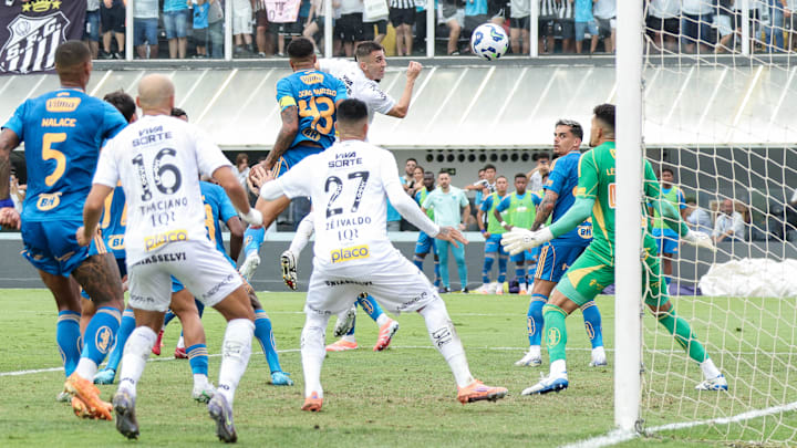 Peixe levou a melhor no último jogo entre as equipes, em 2025