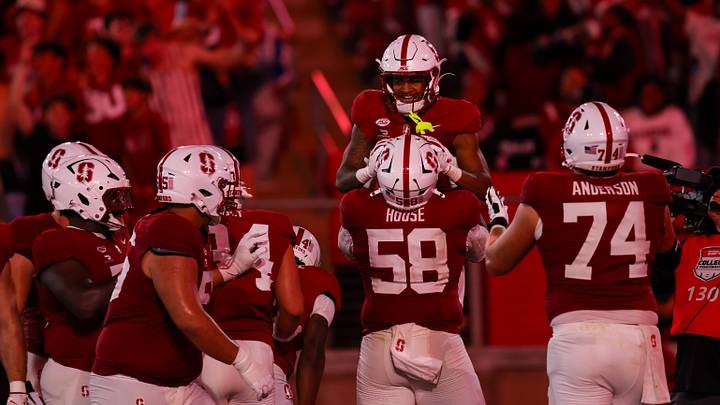Sep 26, 2026; Stanford, California, USA; Stanford Cardinal wide receiver Caden High (0) celebrates with teammates after a touchdown during the third quarter against the Georgia Tech Yellow Jackets at Stanford Stadium. Mandatory Credit: Sergio Estrada-Imagn Images Sep 26, 2026; Stanford, California, USA; Stanford Cardinal wide receiver Caden High (0) celebrates with teammates after a touchdown during the third quarter against the Georgia Tech Yellow Jackets at Stanford Stadium. Mandatory Credit: Sergio Estrada-Imagn Images