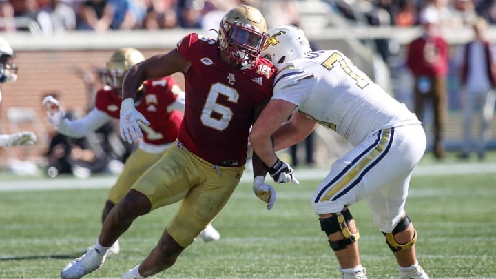 Oct 21, 2023; Atlanta, Georgia, USA; Boston College Eagles defensive end Donovan Ezeiruaku (6) rushes the passer against the Georgia Tech Yellow Jackets in the fourth quarter at Bobby Dodd Stadium at Hyundai Field. Mandatory Credit: Brett Davis-USA TODAY Sports Oct 21, 2023; Atlanta, Georgia, USA; Boston College Eagles defensive end Donovan Ezeiruaku (6) rushes the passer against the Georgia Tech Yellow Jackets in the fourth quarter at Bobby Dodd Stadium at Hyundai Field. Mandatory Credit: Brett Davis-USA TODAY Sports