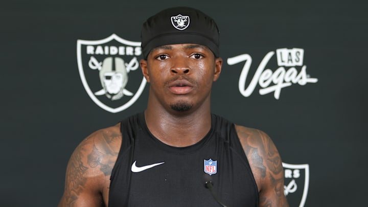Las Vegas Raiders CB DeCamerion Richardson Las Vegas Raiders CB DeCamerion Richardson