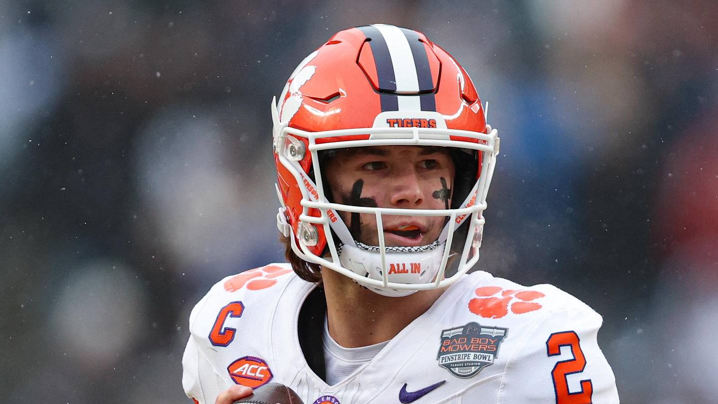 Eight NFL Draft Rookies Already Changing Expectations at OTAs