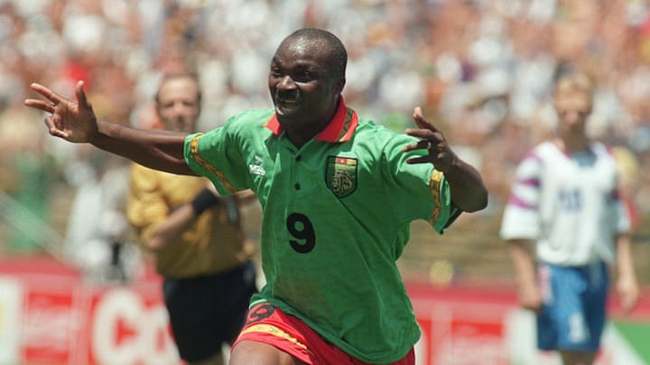 Roger Milla est le plus vieux buteur de l'histoire de la Coupe du monde.