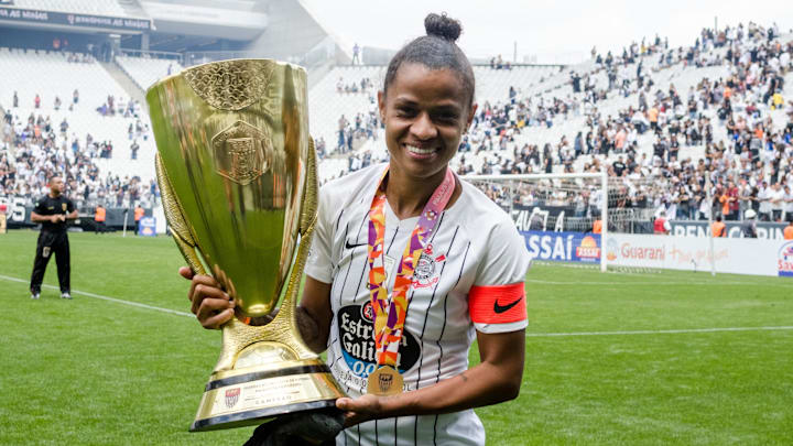 Grazi está em sua última temporada como atleta profissional