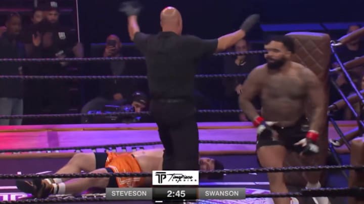 Gable Steveson knocked out his second straight opponent and his MMA career is off to a solid start. 