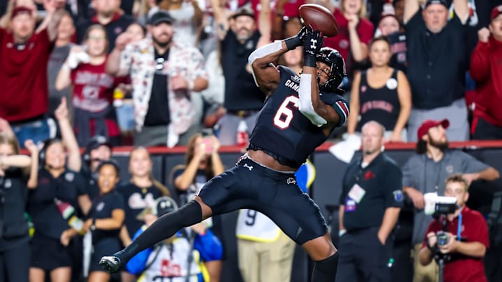 Nov 2, 2024; Columbia, South Carolina, USA; South Carolina Gamecocks tight end Joshua Simon (6) makes a touchdown against the Texas A&M Aggies in the first quarter at Williams-Brice Stadium. Mandatory Credit: Jeff Blake-Imagn Images