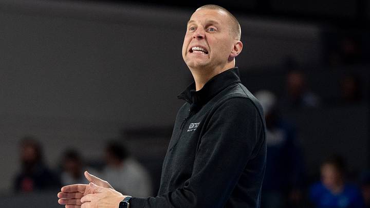 Kentucky Wildcats head coach Mark Pope calls out to the team during the Kentucky Blue-White preseason event on Friday, Oct. 18, 2024 at the Memorial Coliseum. Kentucky Wildcats head coach Mark Pope calls out to the team during the Kentucky Blue-White preseason event on Friday, Oct. 18, 2024 at the Memorial Coliseum.