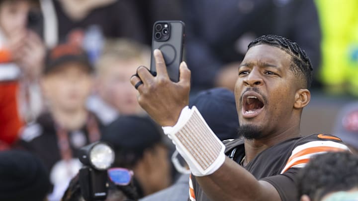 leveland Browns quarterback Jameis Winston (5) takes a selfie after defeating the Baltimore Ravens at Huntington Bank Field. 