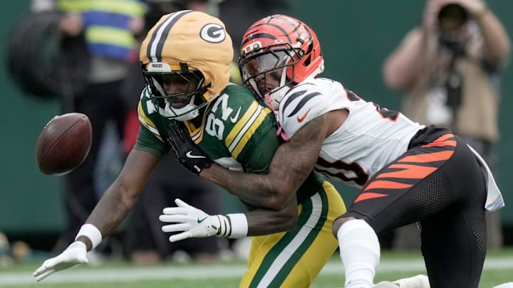 Cincinnati Bengals cornerback DJ Turner II (20) forces an incomplete pass intended for Green Bay Packers wide receiver Romeo Doubs (87) during the first quarter of their game Sunday, October 12, 2025 at Lambeau Field in Green Bay, Wisconsin. Cincinnati Bengals cornerback DJ Turner II (20) forces an incomplete pass intended for Green Bay Packers wide receiver Romeo Doubs (87) during the first quarter of their game Sunday, October 12, 2025 at Lambeau Field in Green Bay, Wisconsin.