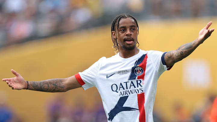 Bradley Barcola suivi de près par un cador européen. 