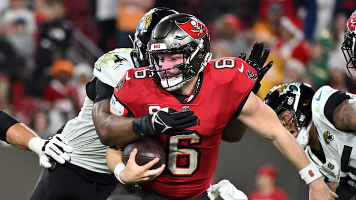 Tampa Bay Buccaneers QB Baker Mayfield is the subject of a wild trade rumor that makes less sense than it seems.