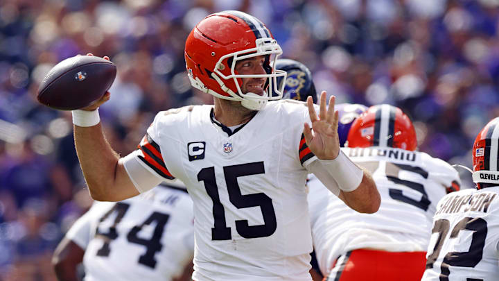Sep 14, 2025; Baltimore, Maryland, USA; Cleveland Browns quarterback Joe Flacco (15) drops back to pass during the first half against the Baltimore Ravens at M&T Bank Stadium. Mandatory Credit: Peter Casey-Imagn Images Sep 14, 2025; Baltimore, Maryland, USA; Cleveland Browns quarterback Joe Flacco (15) drops back to pass during the first half against the Baltimore Ravens at M&T Bank Stadium. Mandatory Credit: Peter Casey-Imagn Images