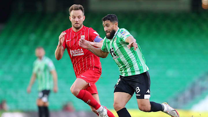 Betis e Sevilla são rivais locais Betis e Sevilla são rivais locais