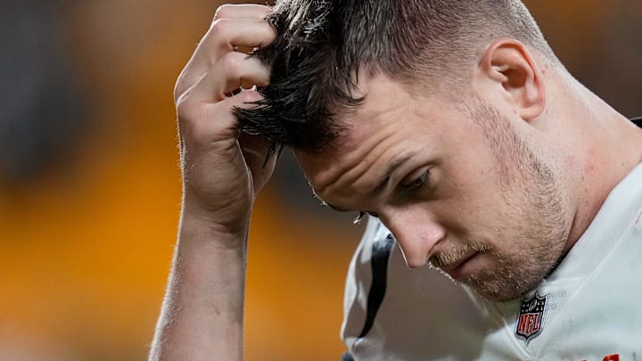 Cincinnati Bengals quarterback Jake Browning (6) heads to the locker room after the fourth quarter of the NFL 16 game between the Pittsburgh Steelers and the Cincinnati Bengals at Acrisure Stadium in Pittsburgh on Saturday, Dec. 23, 2023. The Steelers won 34-11. Cincinnati Bengals quarterback Jake Browning (6) heads to the locker room after the fourth quarter of the NFL 16 game between the Pittsburgh Steelers and the Cincinnati Bengals at Acrisure Stadium in Pittsburgh on Saturday, Dec. 23, 2023. The Steelers won 34-11.