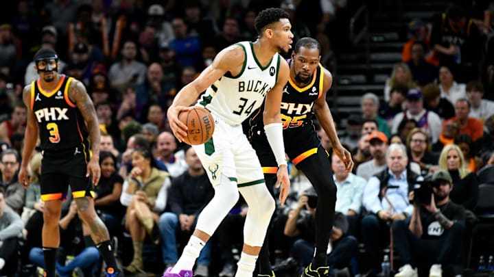 Milwaukee Bucks v Phoenix Suns