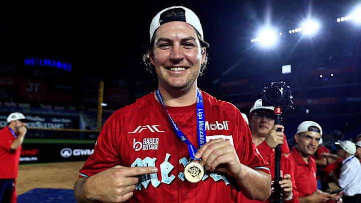 Trevor Bauer no lanza en MLB desde 2021, pero pudiera encajar con los Yankees si estos pierden a Gerrit Cole por supuesta operación Tommy John