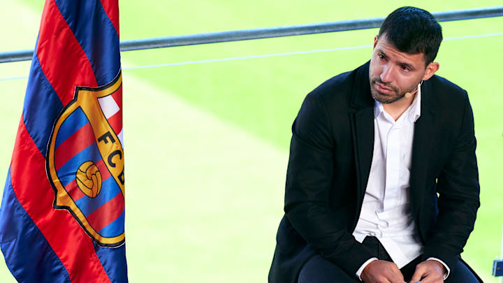 El Kun Agüero le puso punto a final a su carrera por una arritmia cardíaca.