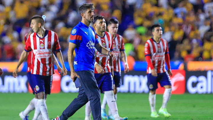 Veljko Paunovic, Chivas