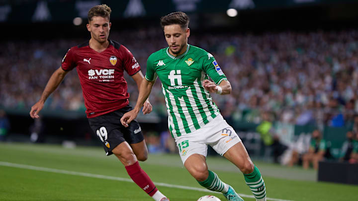 Tradicionais clubes espanhóis medem força pelo segundo troféu mais importante da temporada 