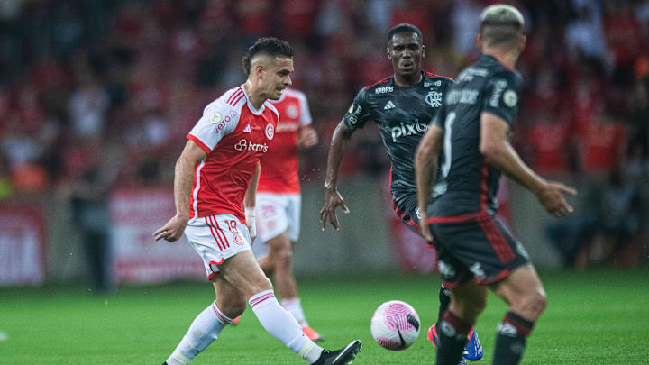 Inter e Flamengo fizeram um jogo cheio de alternâncias no Beira-Rio