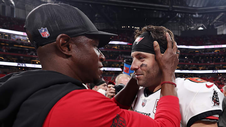Sep 7, 2025; Atlanta, Georgia, USA; Atlanta Falcons head coach Raheem Morris talks with Tampa Bay Buccaneers quarterback Baker Mayfield (6) Mandatory Credit: Brett Davis-Imagn Images Sep 7, 2025; Atlanta, Georgia, USA; Atlanta Falcons head coach Raheem Morris talks with Tampa Bay Buccaneers quarterback Baker Mayfield (6) Mandatory Credit: Brett Davis-Imagn Images