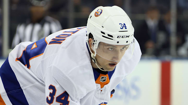 New York Islanders v New York Rangers