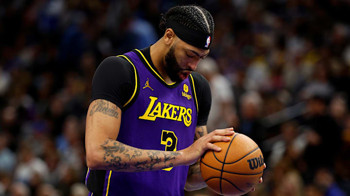 Los Lakers sólo cuentan con Anthony Davis como hombre grande élite para la nueva zafra