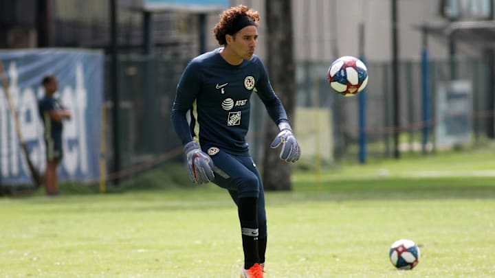Guillermo Ochoa es una leyenda con las Águilas del América Guillermo Ochoa es una leyenda con las Águilas del América
