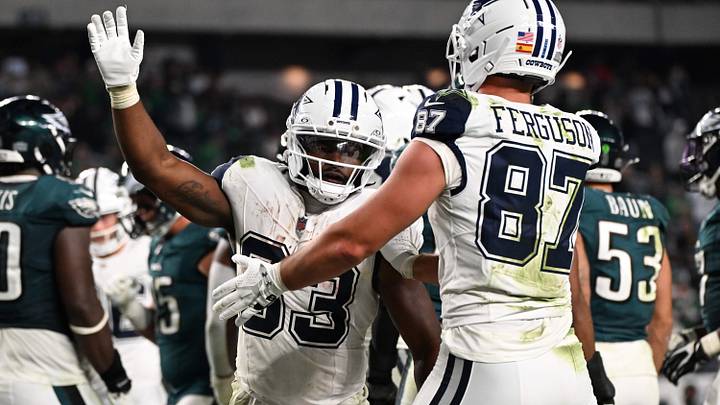 Dallas Cowboys running back Javonte Williams celebrates with Jake Ferguson after scoring a touchdown against the Philadelphia Eagles at Lincoln Financial Field.  