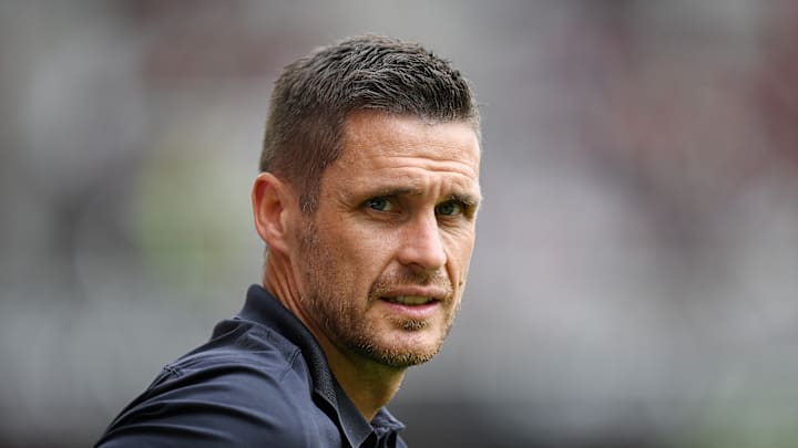 BVB-Sportdirektor Sebastian Kehl dürfte über den bevorstehenden Transfer von Matija Popovic nicht erfreut sein BVB-Sportdirektor Sebastian Kehl dürfte über den bevorstehenden Transfer von Matija Popovic nicht erfreut sein