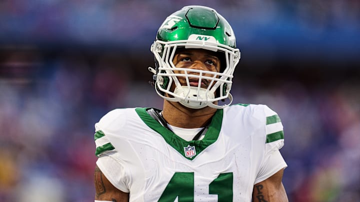 NY Jets linebacker Marcelino McCrary-Ball