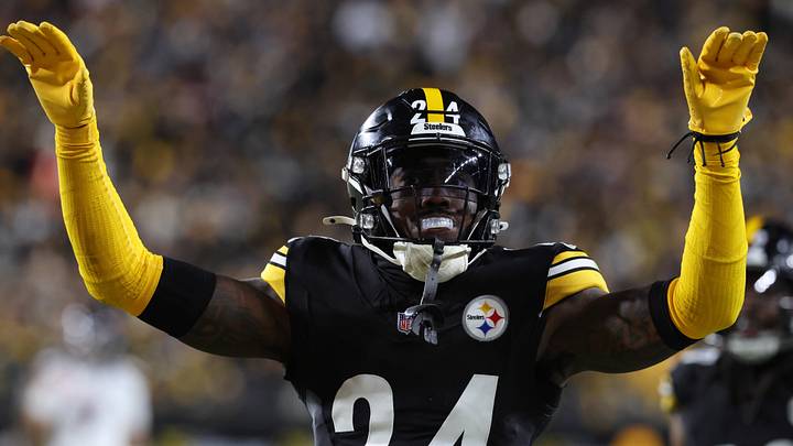 Jan 12, 2026; Pittsburgh, PA, USA; Pittsburgh Steelers cornerback Joey Porter Jr. (24) reacts after a play during the second half of an AFC Wild Card Round game against the Houston Texans at Acrisure Stadium. Mandatory Credit: Charles LeClaire-Imagn Images Jan 12, 2026; Pittsburgh, PA, USA; Pittsburgh Steelers cornerback Joey Porter Jr. (24) reacts after a play during the second half of an AFC Wild Card Round game against the Houston Texans at Acrisure Stadium. Mandatory Credit: Charles LeClaire-Imagn Images