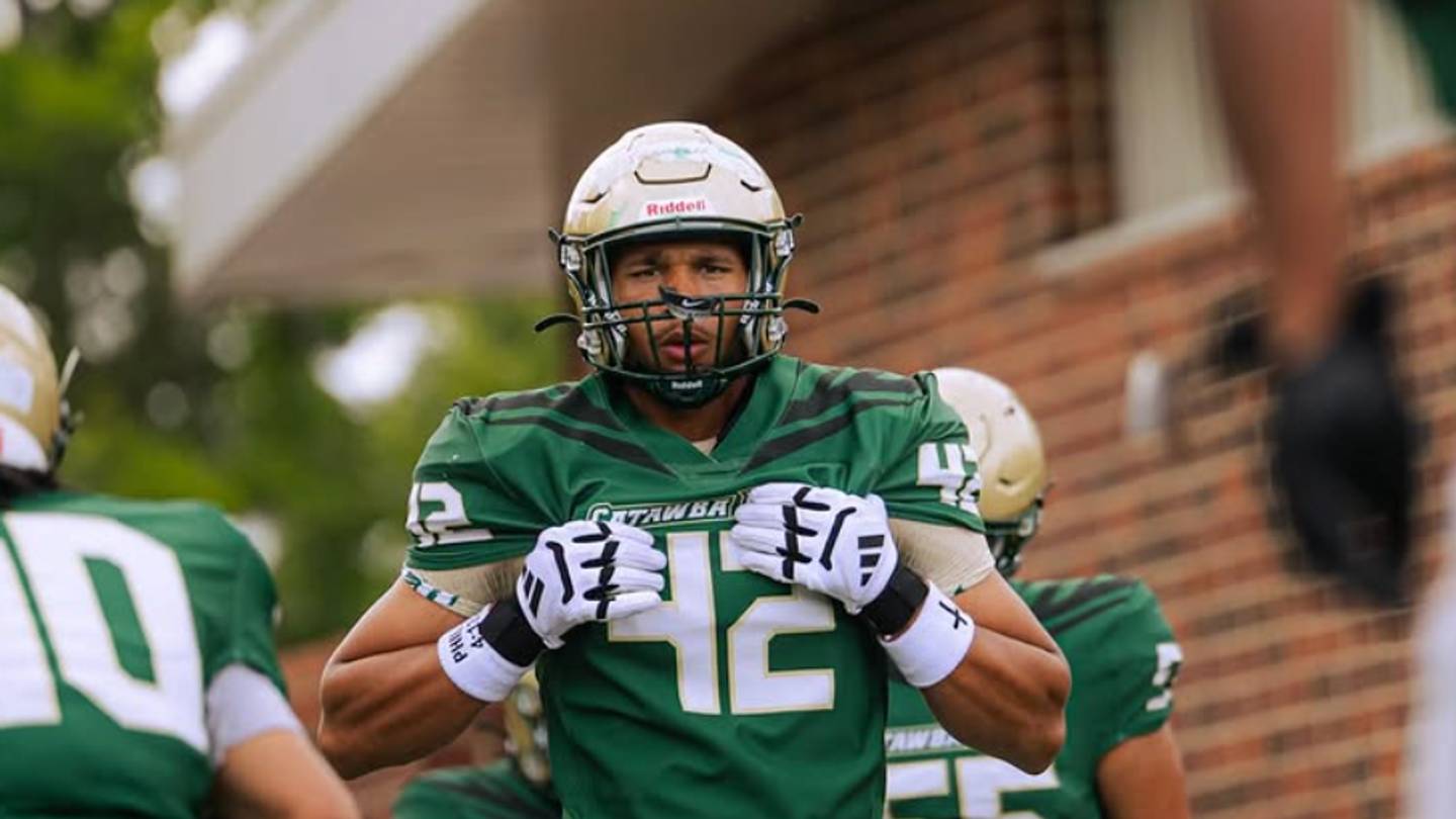 Three-Star EDGE Alex Johnson Announces Commitment 