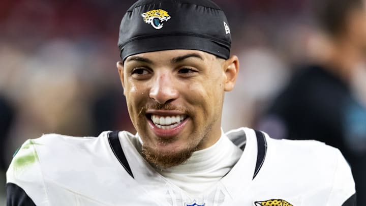 Nov 23, 2025; Glendale, Arizona, USA; Jacksonville Jaguars wide receiver Parker Washington (11) against the Arizona Cardinals at State Farm Stadium. Mandatory Credit: Mark J. Rebilas-Imagn Images Nov 23, 2025; Glendale, Arizona, USA; Jacksonville Jaguars wide receiver Parker Washington (11) against the Arizona Cardinals at State Farm Stadium. Mandatory Credit: Mark J. Rebilas-Imagn Images