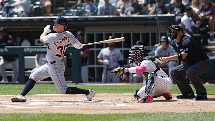 Kerry Carpenter is a great bet to hit a home on Thursday night.