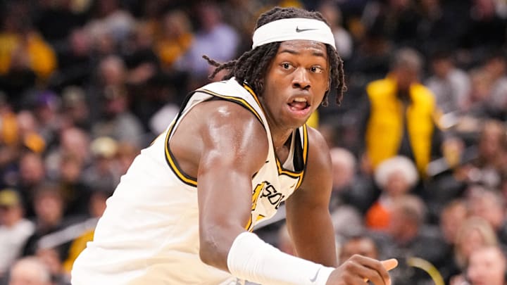 Nov 8, 2024; Columbia, Missouri, USA; Missouri Tigers guard Mark Mitchell (25) dribbles the ball against the Howard Bison during the first half at Mizzou Arena. Mandatory Credit: Denny Medley-Imagn Images Nov 8, 2024; Columbia, Missouri, USA; Missouri Tigers guard Mark Mitchell (25) dribbles the ball against the Howard Bison during the first half at Mizzou Arena. Mandatory Credit: Denny Medley-Imagn Images