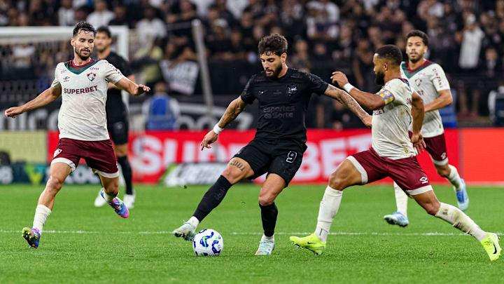 Yuri Alberto saiu do último jogo do Timão com dores
