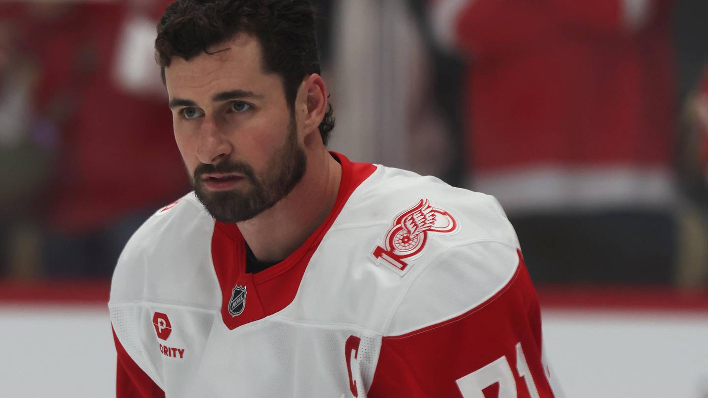 Here’s what a Senators-Red Wings trade involving Dylan Larkin could look like
