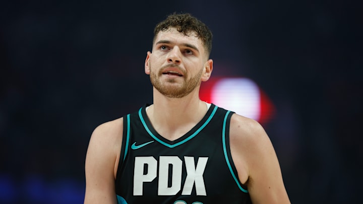 Phoenix Suns v Portland Trail Blazers