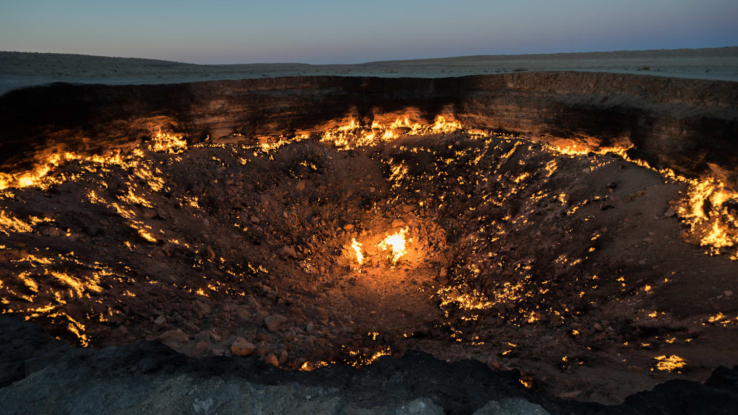 8 Extraordinary Natural Phenomena Where Nature Defies Expectations