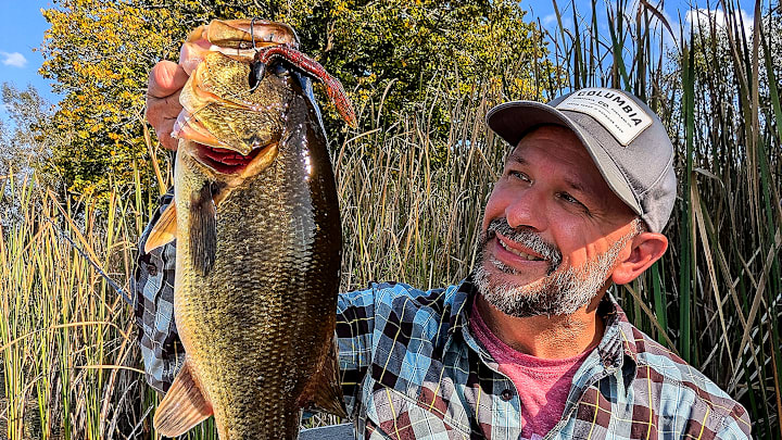 Give these photo tips a try to take a better fish selfie. 