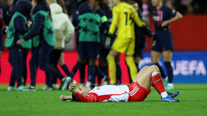 Ernüchterung bei Bayern, Party bei Paris Ernüchterung bei Bayern, Party bei Paris