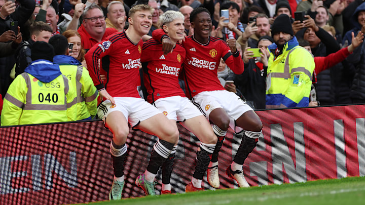Manchester United v West Ham United - Premier League